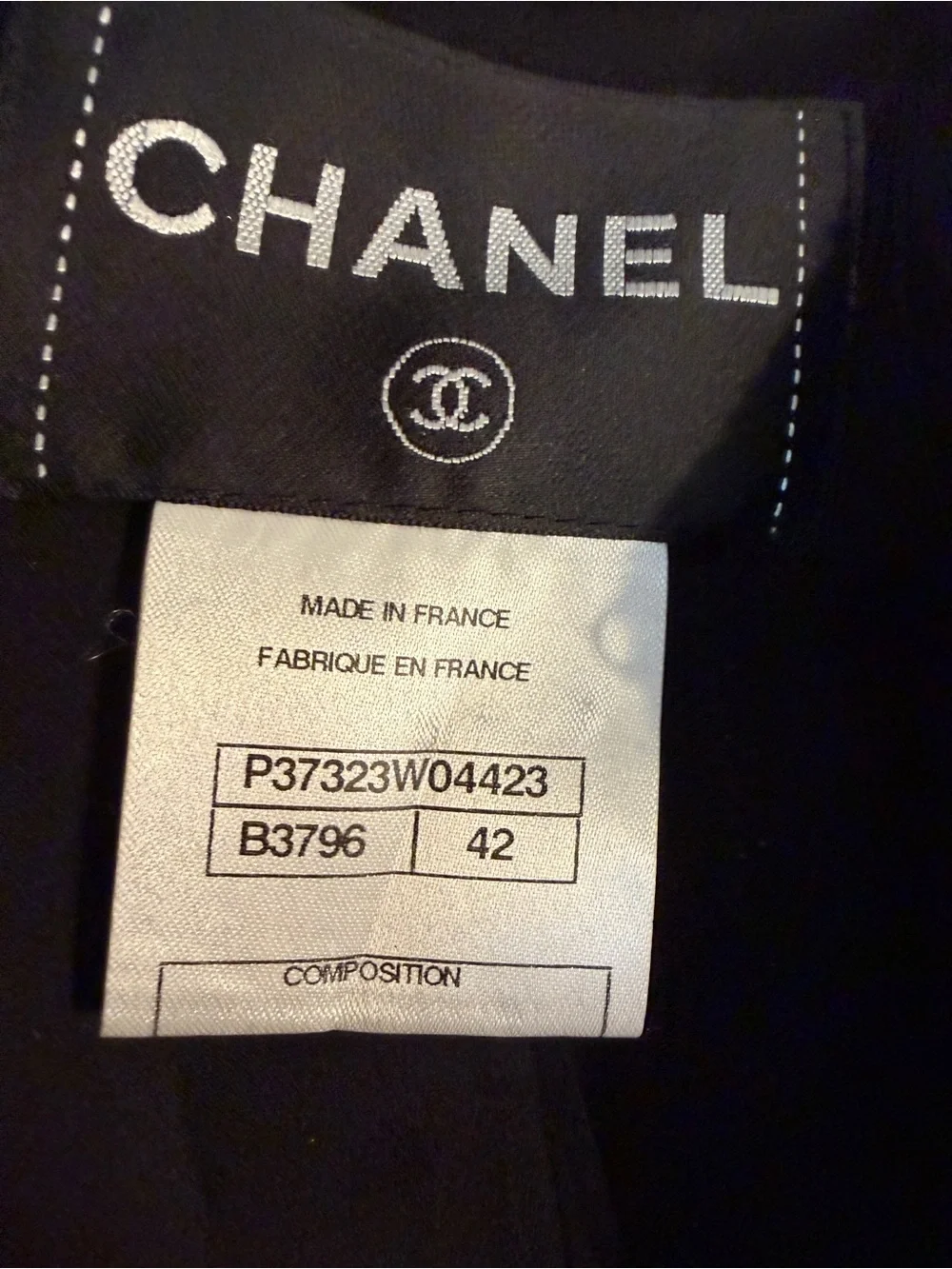 CHANEL Luxe Gold Metallic Black Jacket FR 42  Runway 2010 Cruise Collection